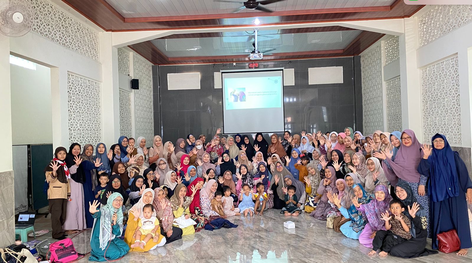 Seminar “Mendidik Anak di Era Digital”: LDII Cibinong Bekali Orang Tua Hadapi Tantangan Teknologi