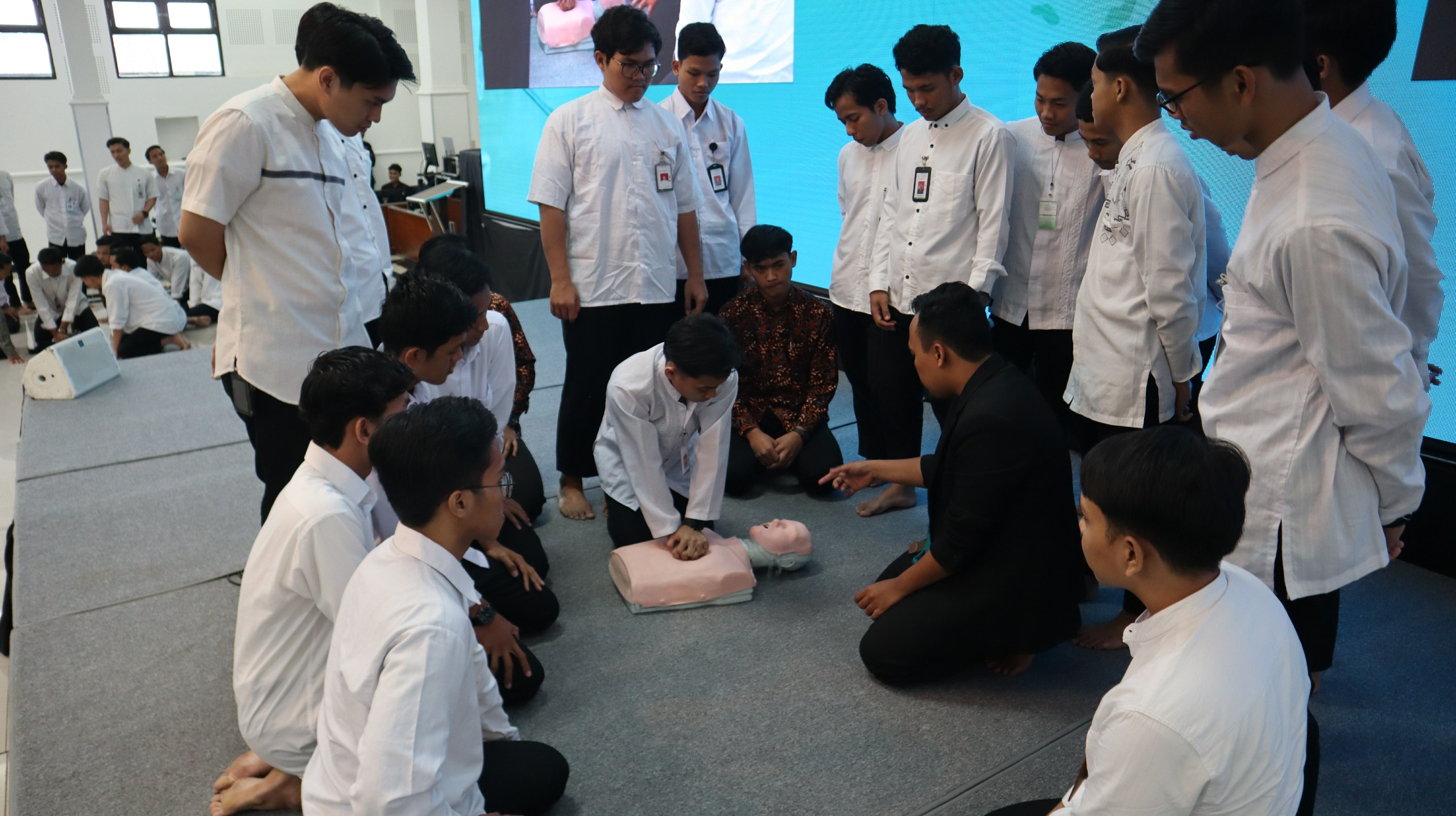 LDII dan FKKI Gelar Pelatihan Bantuan Hidup Dasar, Tingkatkan Kualitas Kesehatan Pesantren