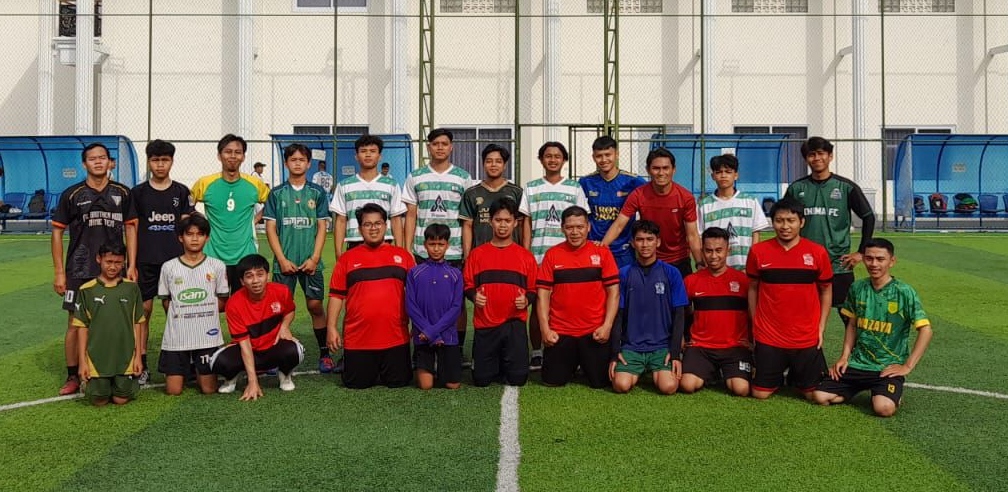 Generus PC LDII Rancaekek dan Staf SMP MIBS Pererat Silaturahmi Lewat Minisoccer