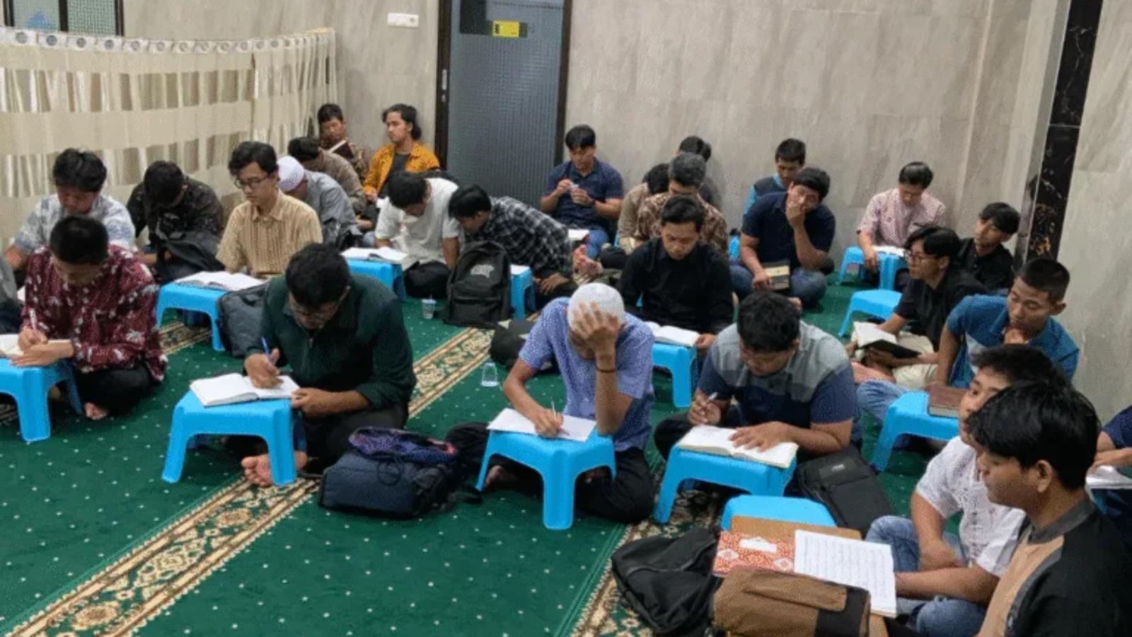 Pengajian Pemuda LDII Tambaksari Tekankan Iman, Takwa, dan Birrul Walidain