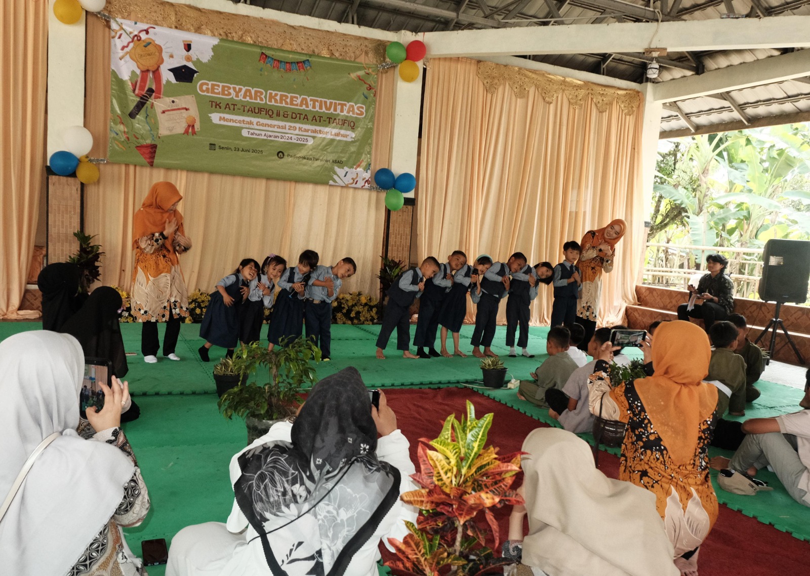 Gebyar Kreativitas TK dan DTA At-Taufiq Dapat Apresiasi Tokoh Masyarakat