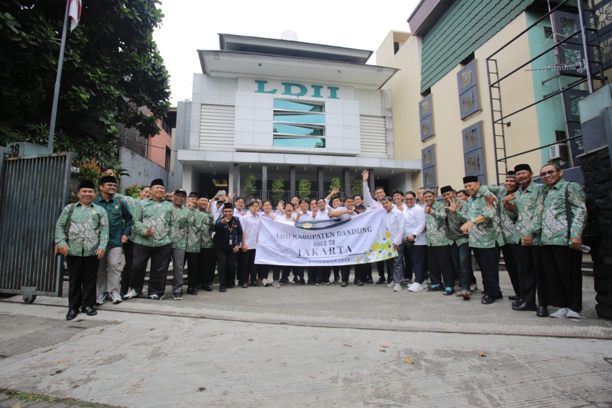 Didin Suyadi Tegaskan Penguatan Kaderisasi saat LDII Bandung Sambangi DPP LDII