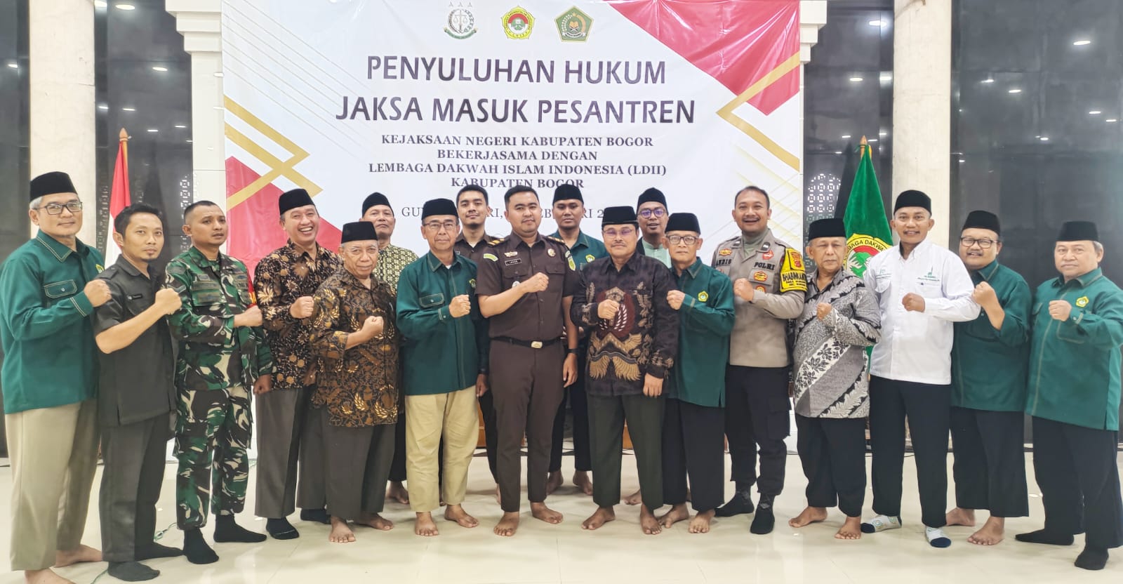 Jaksa Masuk Pesantren, Kejari Bogor dan LDII Beri Penyuluhan Hukum di Ponpes Daarul Ilmi